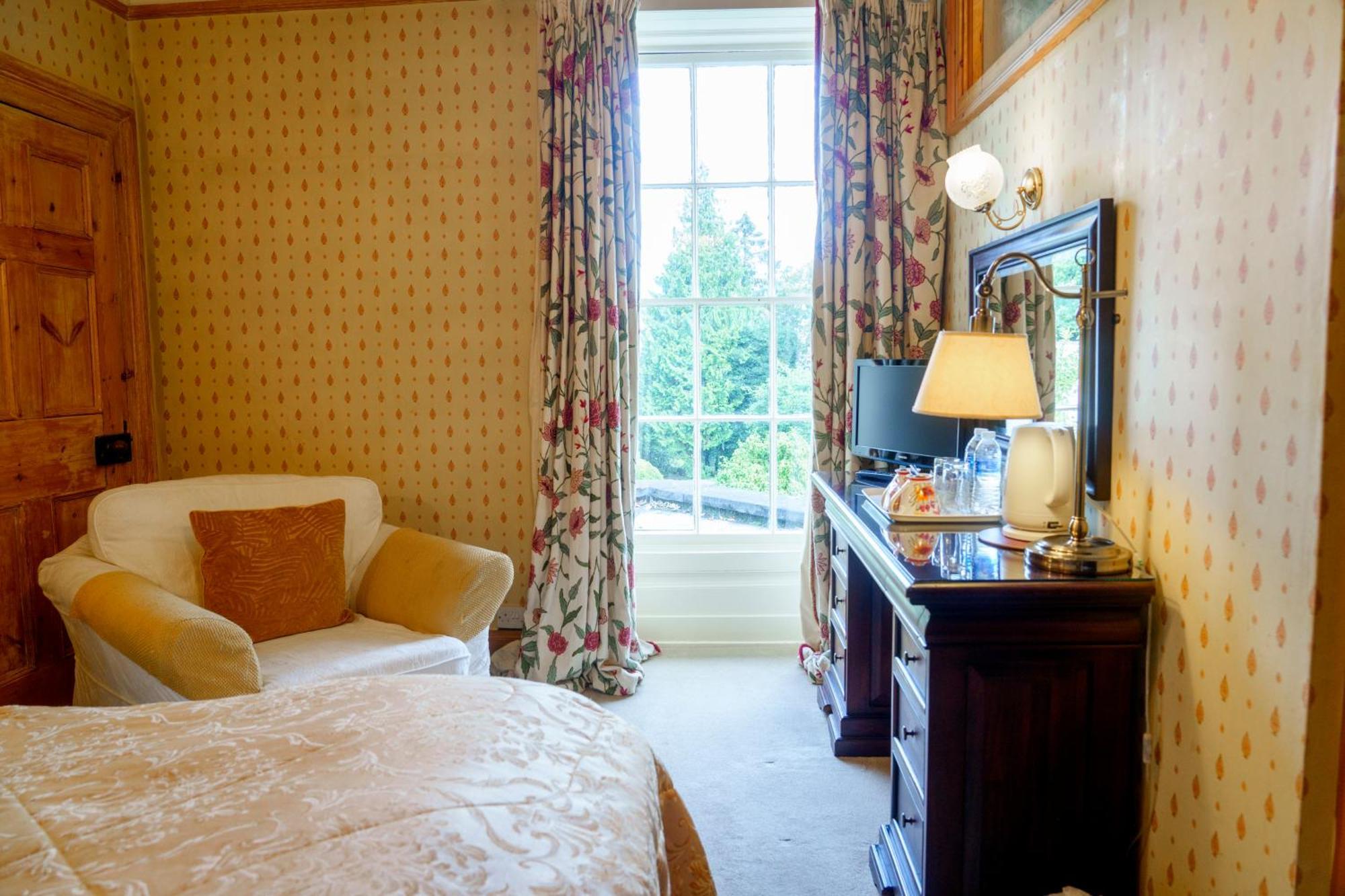 Harrisons Hall Bed & Breakfast 호텔 몰드 외부 사진